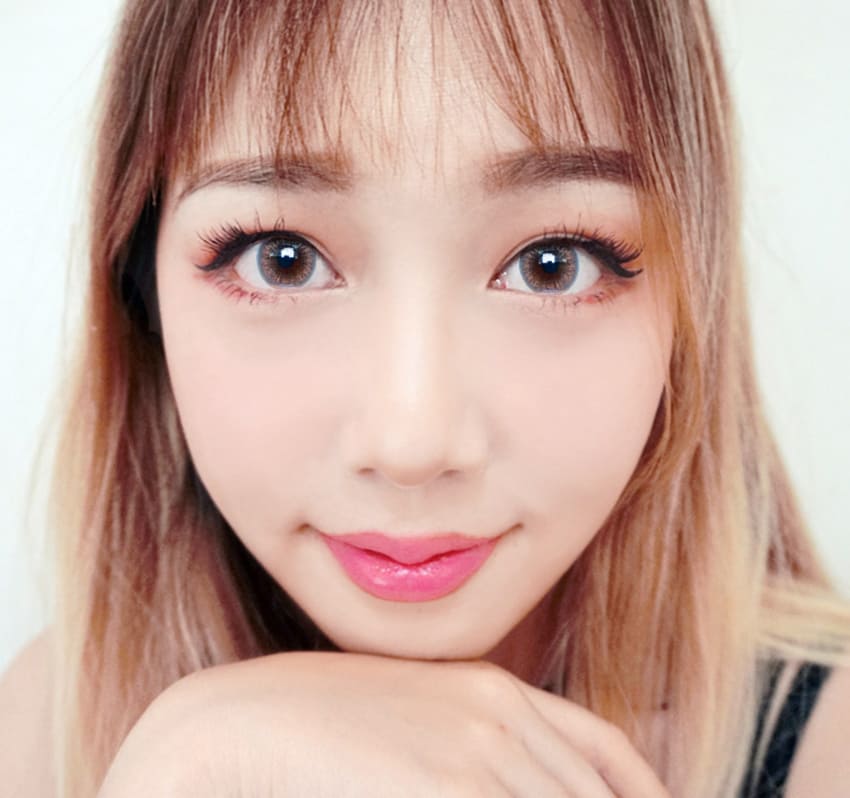 astigmatism colored contacts, hanabi pink toric, transparent natural cosplay festival Korean SNS popular trend colored contacts, Queencontacts